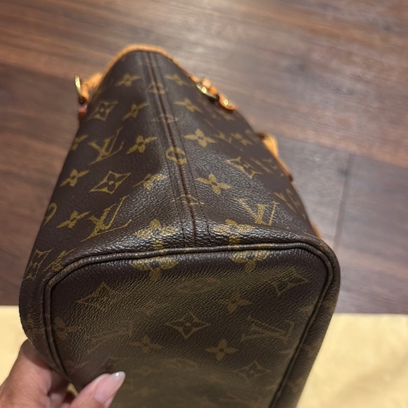 Louis Vuitton Authentic Pre Owned Monogram Neverfull PM Bag W/Dust Bag & COA. - Picture 7 of 16